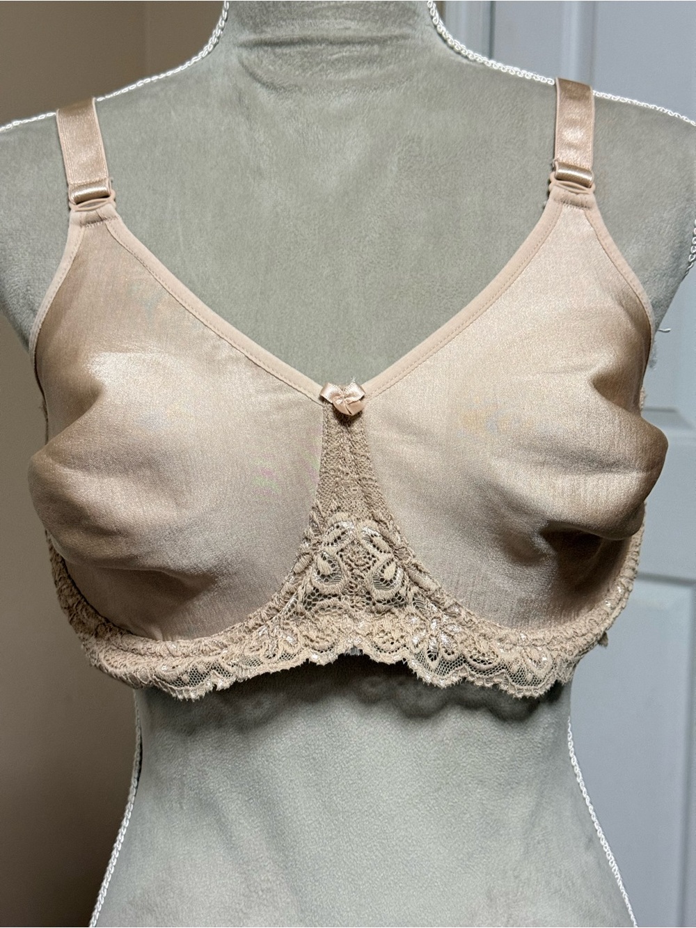 Trulife Mastectomy Bra Underwire Lace Soft Cup Lined 40D